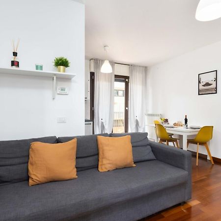 Terrace Milan Con Parcheggio Incluso Appartement Buitenkant foto