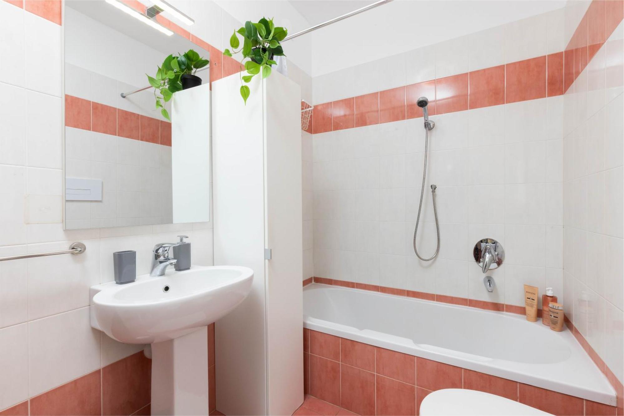 Terrace Milan Con Parcheggio Incluso Appartement Buitenkant foto