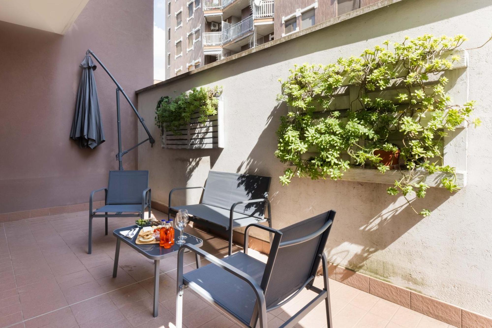 Terrace Milan Con Parcheggio Incluso Appartement Buitenkant foto
